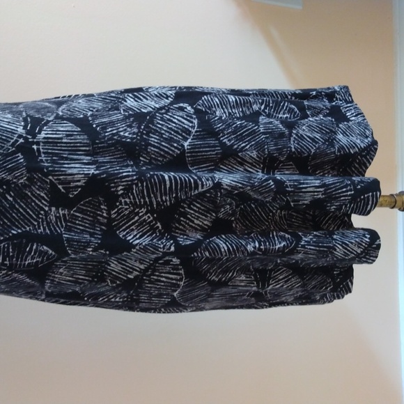 Athleta Size MP Sleeveless Dress - Picture 3 of 12